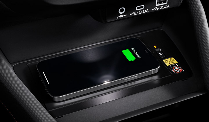<sg-lang1>Wireless Charger*¹*² (instrument panel centre tray)</sg-lang1><sg-lang2></sg-lang2><sg-lang3></sg-lang3>