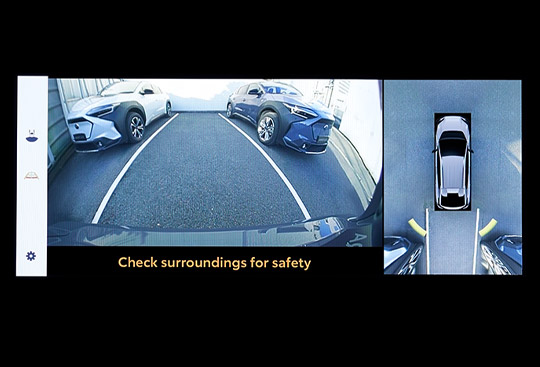 <sg-lang1>Panoramic View Monitor (PVM)</sg-lang1><sg-lang2></sg-lang2><sg-lang3></sg-lang3>