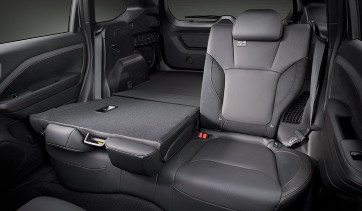 <sg-lang1>60/40-split Folding Rear Seats</sg-lang1><sg-lang2></sg-lang2><sg-lang3></sg-lang3>