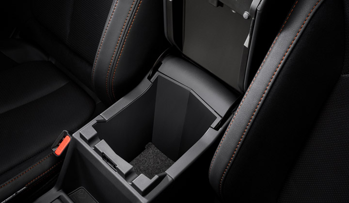 <sg-lang1>Centre Console Box</sg-lang1><sg-lang2></sg-lang2><sg-lang3></sg-lang3>