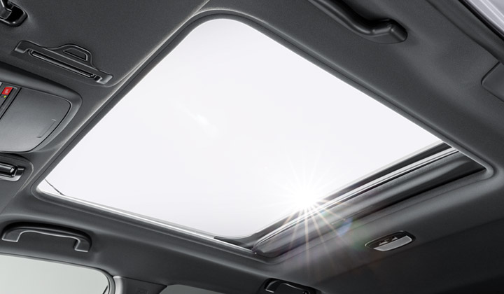 <sg-lang1>Power-sliding, Tilt-adjustable Glass Sunroof*¹</sg-lang1><sg-lang2></sg-lang2><sg-lang3></sg-lang3>