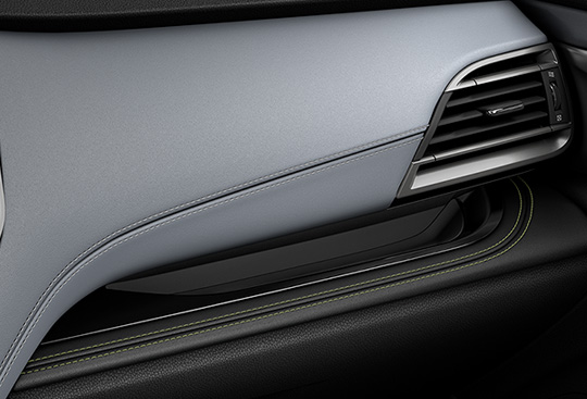 <sg-lang1>Passenger-side Front Tray</sg-lang1><sg-lang2></sg-lang2><sg-lang3></sg-lang3>